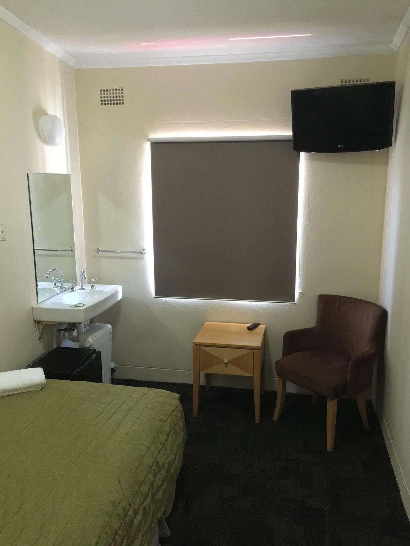 Shortland Budget Accommodation Jesmond Bagian luar foto