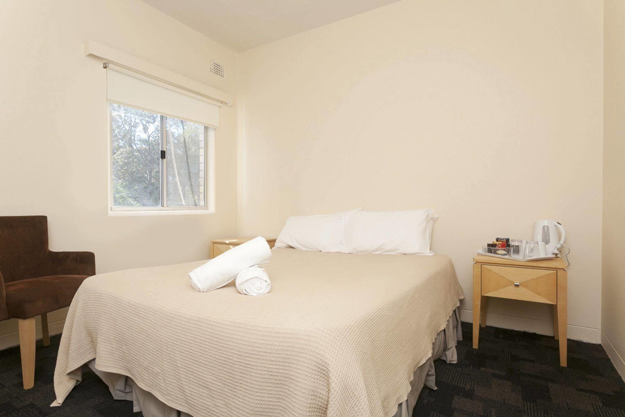 Shortland Budget Accommodation Jesmond Bagian luar foto