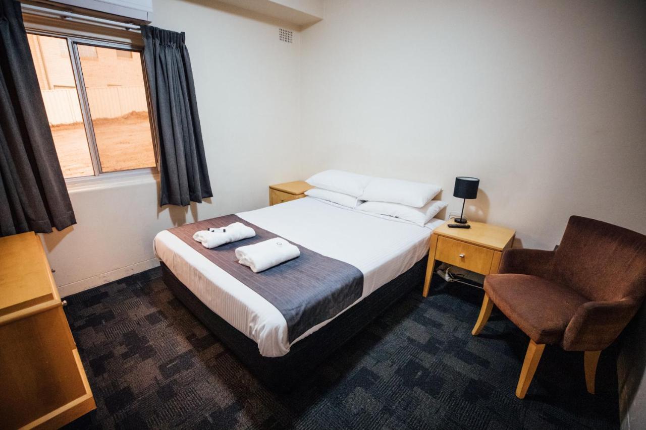 Shortland Budget Accommodation Jesmond Bagian luar foto